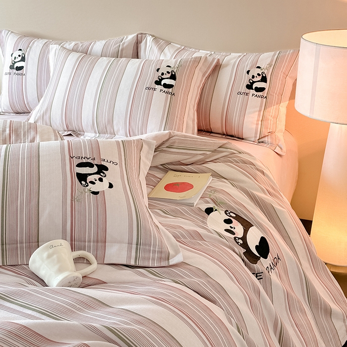 91家纺网 家纺一手货源 找家纺 帛美家纺 2025年新款全棉纯棉加厚绣花款磨毛四件套-萌小猫系列 萌小猫（彩条）