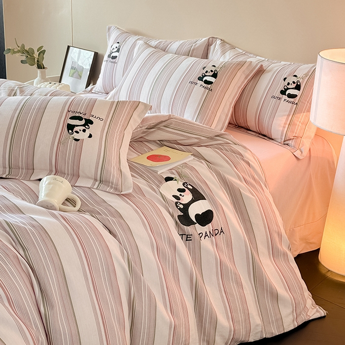 91家纺网 家纺一手货源 找家纺 帛美家纺 2025年新款全棉纯棉加厚绣花款磨毛四件套-萌小猫系列 萌小猫（彩条）