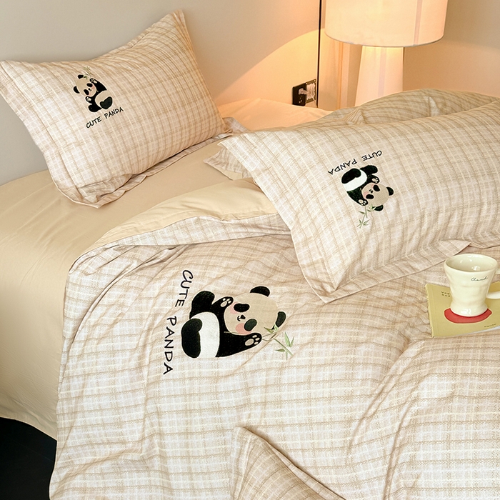 91家纺网 家纺一手货源 找家纺 帛美家纺 2025年新款全棉纯棉加厚绣花款磨毛四件套-萌小猫系列 萌小猫（灰格）