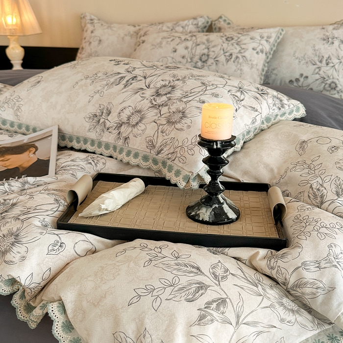 91家纺网 家纺一手货源 找家纺 帛美家纺 2025年新款全棉纯棉花边印花磨毛四件套 花禧-灰