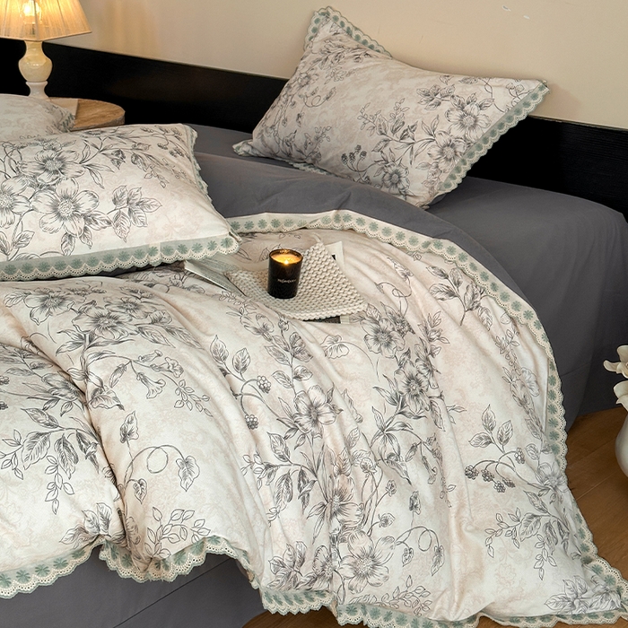 91家纺网 家纺一手货源 找家纺 帛美家纺 2025年新款全棉纯棉花边印花磨毛四件套 花禧-灰