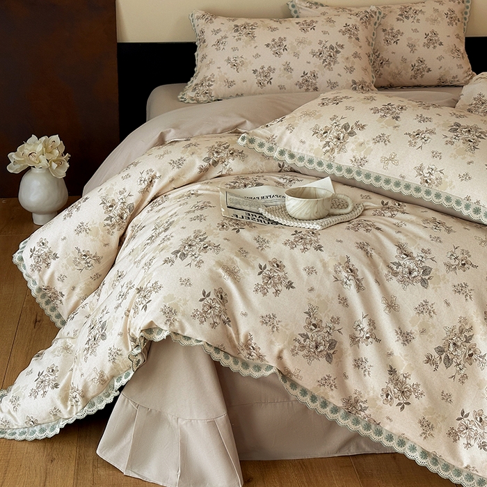 91家纺网 家纺一手货源 找家纺 帛美家纺 2025年新款全棉纯棉花边印花磨毛四件套 蕾雅