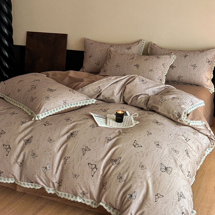 91家纺网 家纺一手货源 找家纺 帛美家纺 2025年新款全棉纯棉花边印花磨毛四件套 梦蝶