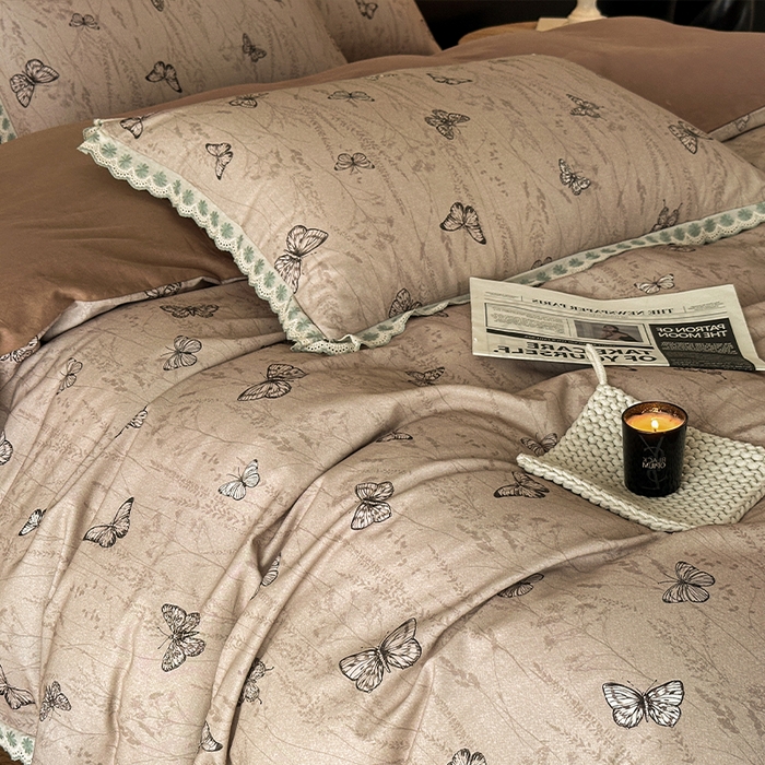 91家纺网 家纺一手货源 找家纺 帛美家纺 2025年新款全棉纯棉花边印花磨毛四件套 梦蝶