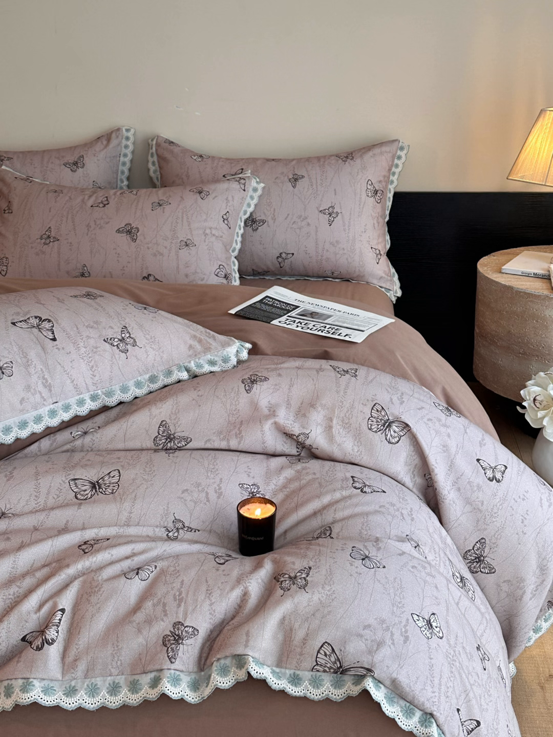 91家纺网 家纺一手货源 找家纺 帛美家纺 2025年新款全棉纯棉花边印花磨毛四件套 梦蝶