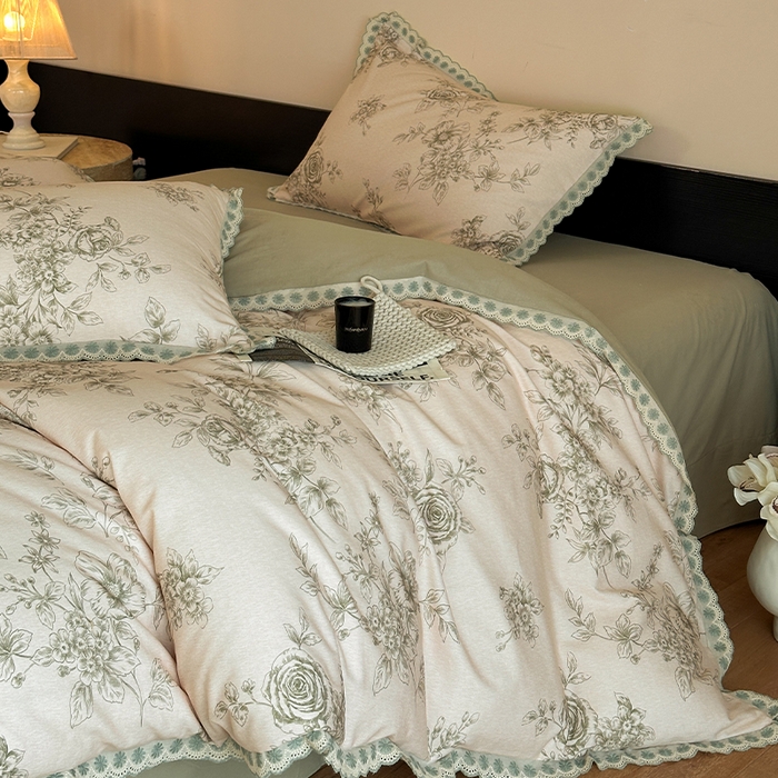 91家纺网 家纺一手货源 找家纺 帛美家纺 2025年新款全棉纯棉花边印花磨毛四件套 秘密花园-绿