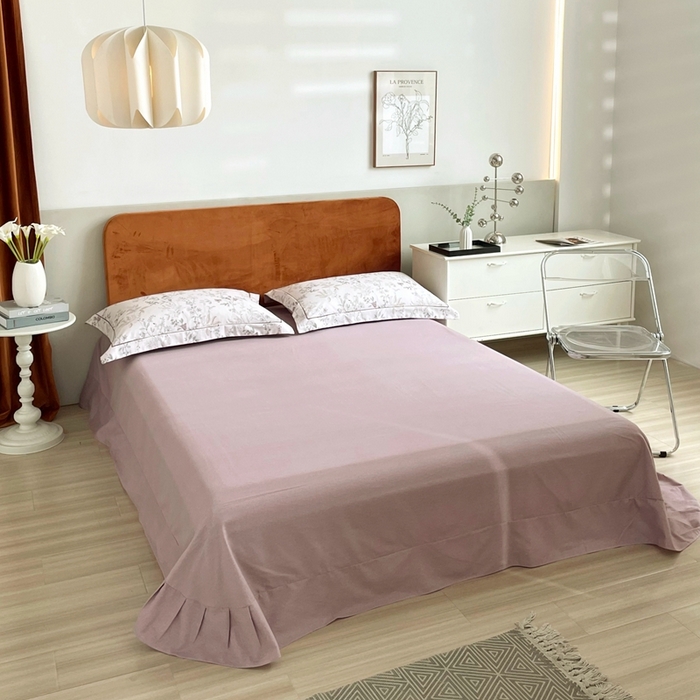 91家纺网 家纺一手货源 找家纺 启航家居 2025全棉小版印花精梳磨毛四件套 花藤粉