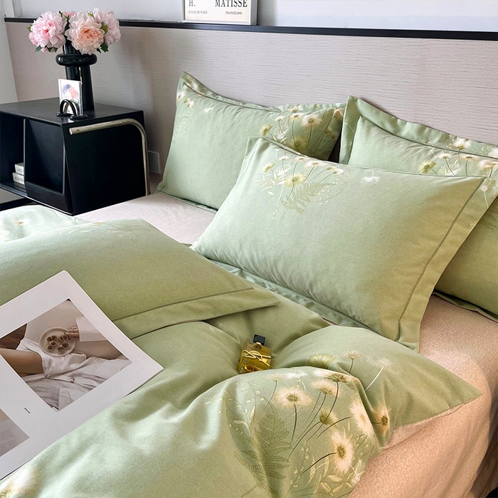 91家纺网 家纺一手货源 找家纺 帛美家纺 2025年新款加厚纯棉全棉磨毛印花四件套 朝颜-绿