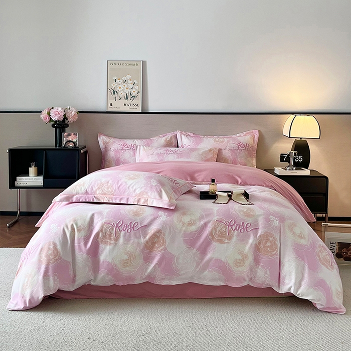 91家纺网 家纺一手货源 找家纺 帛美家纺 2025年新款加厚纯棉全棉磨毛印花四件套 花香满园-粉