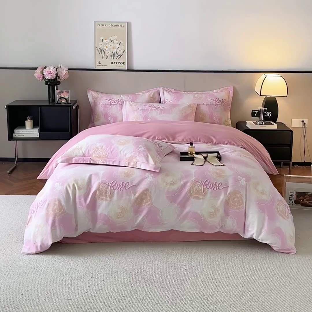 91家纺网 家纺一手货源 找家纺 帛美家纺 2025年新款加厚纯棉全棉磨毛印花四件套 花香满园-粉