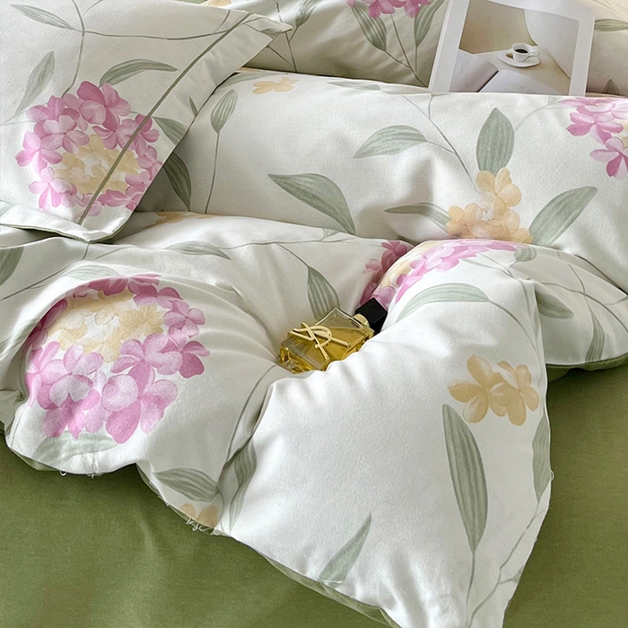 91家纺网 家纺一手货源 找家纺 帛美家纺 2025年新款加厚纯棉全棉磨毛印花四件套 花月令-米