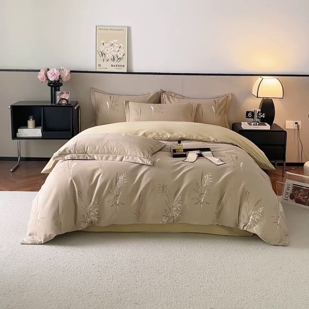 91家纺网 家纺一手货源 找家纺 帛美家纺 2025年新款加厚纯棉全棉磨毛印花四件套 夏栀里-咖