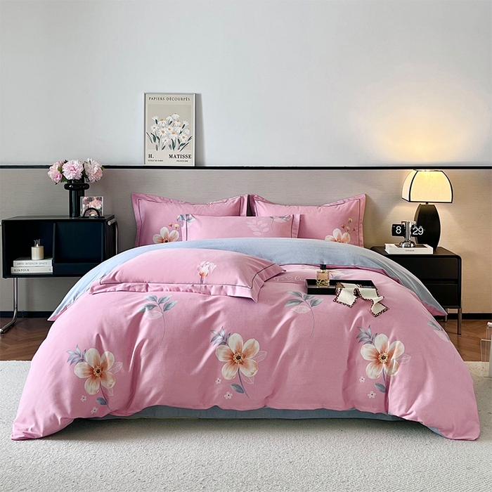 91家纺网 家纺一手货源 找家纺 帛美家纺 2025年新款加厚纯棉全棉磨毛印花四件套 遇春雪-粉