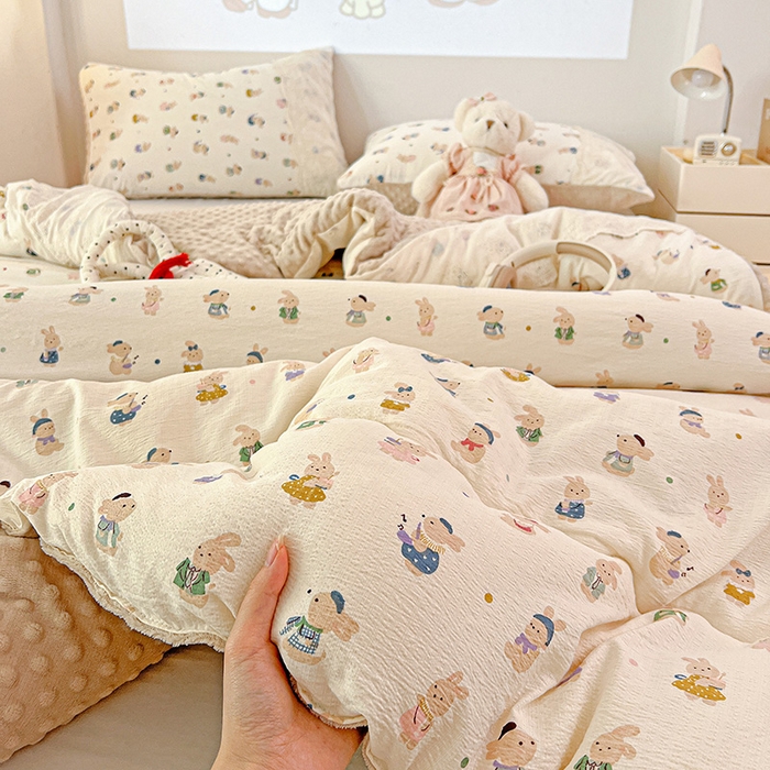 91家纺网 家纺一手货源 找家纺 Mata蔓塔家 2025新款云感针织全棉纯棉花边豆豆被冬被春秋被被子被芯 兔子集合