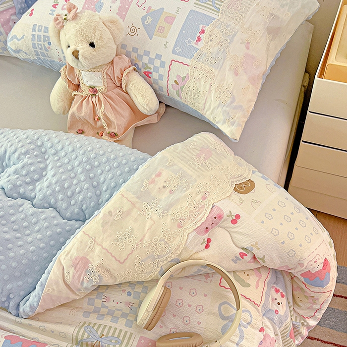 91家纺网 家纺一手货源 找家纺 Mata蔓塔家 2025新款云感针织全棉纯棉花边豆豆被冬被春秋被被子被芯 奶油块块