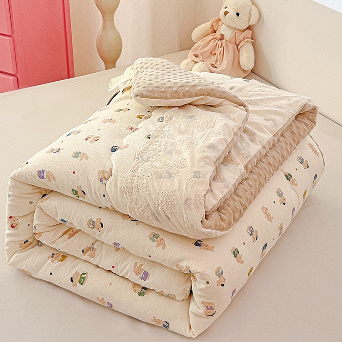 91家纺网 家纺一手货源 找家纺 Mata蔓塔家 2025新款云感针织全棉纯棉花边豆豆被冬被春秋被被子被芯 兔子集合