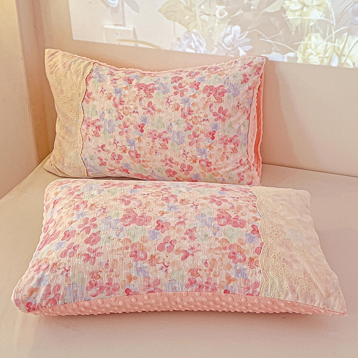 91家纺网 家纺一手货源 找家纺 Mata蔓塔家 2025新款云感针织全棉纯棉花边豆豆被冬被春秋被被子被芯 十里桃花