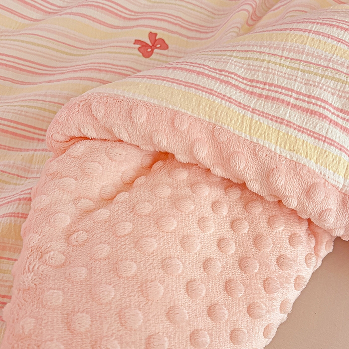 91家纺网 家纺一手货源 找家纺 Mata蔓塔家 2025新款云感针织全棉纯棉花边豆豆被冬被春秋被被子被芯 遇见彩虹