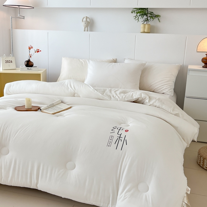 91家纺网 家纺一手货源 找家纺 （总）爱宝被业 2025新款纯朴A类亲肤棉大豆被