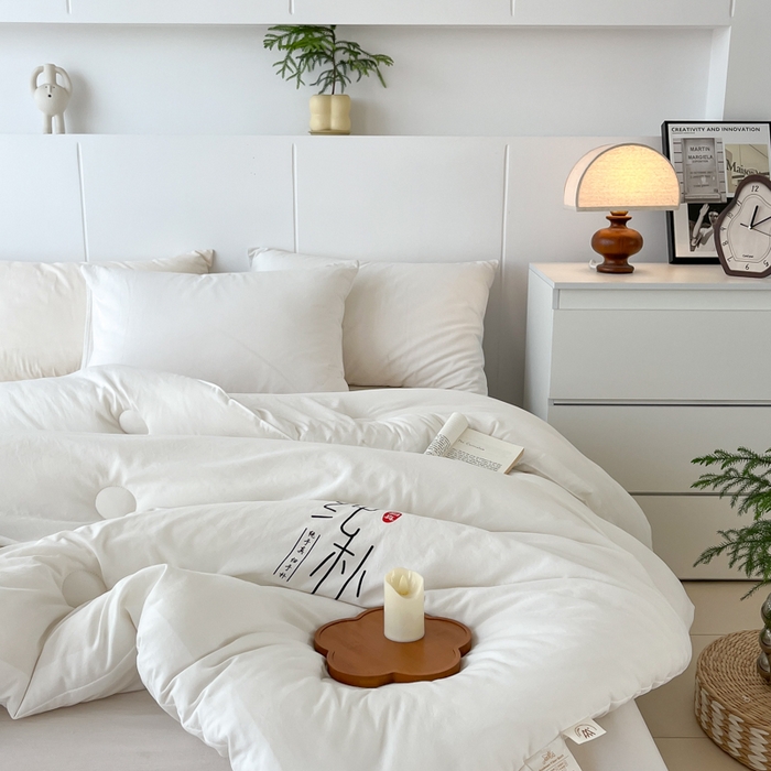 91家纺网 家纺一手货源 找家纺 （总）爱宝被业 2025新款纯朴A类亲肤棉大豆被