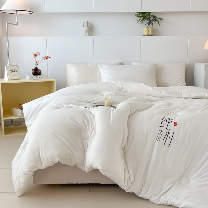 91家纺网 家纺一手货源 找家纺 （总）爱宝被业 2025新款纯朴A类亲肤棉大豆被