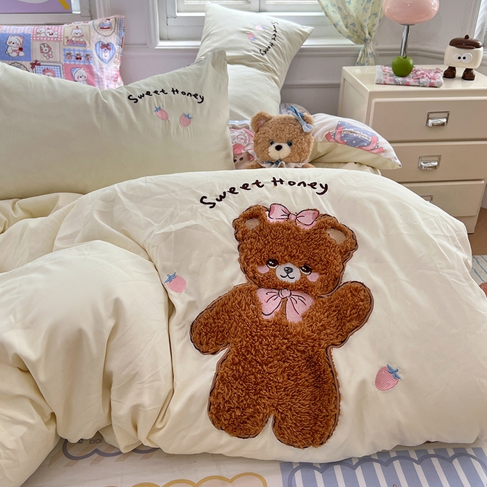 91家纺网 家纺一手货源 找家纺 优佳优品 2025新款水洗棉印花贴布绣四件套【提供买家秀】 帕丁顿熊