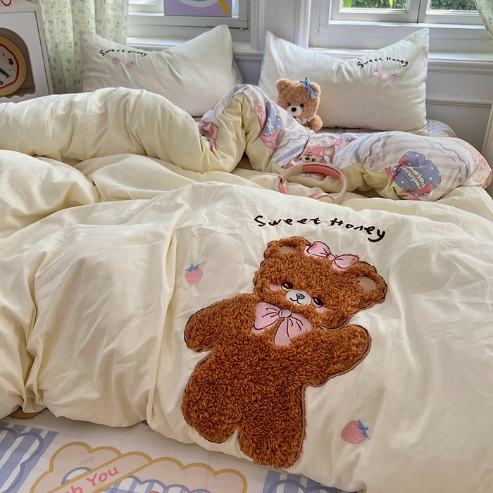 91家纺网 家纺一手货源 找家纺 优佳优品 2025新款水洗棉印花贴布绣四件套【提供买家秀】 帕丁顿熊