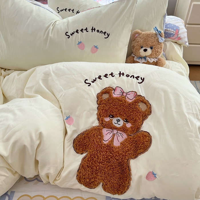 91家纺网 家纺一手货源 找家纺 优佳优品 2025新款水洗棉印花贴布绣四件套【提供买家秀】 帕丁顿熊