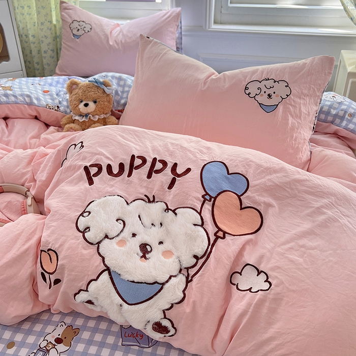 91家纺网 家纺一手货源 找家纺 优佳优品 2025新款水洗棉印花贴布绣四件套【提供买家秀】 粉糯小狗窝