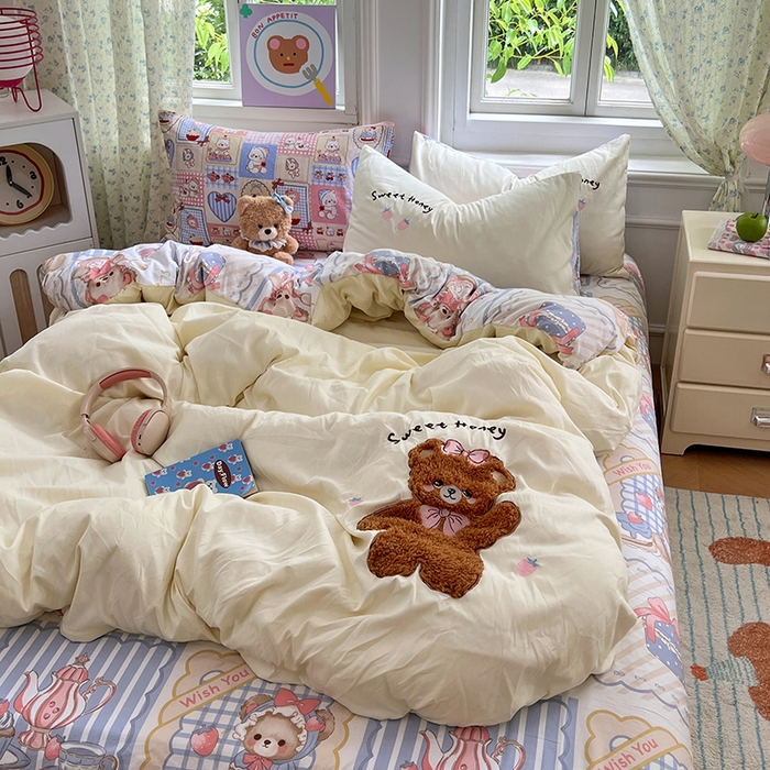 91家纺网 家纺一手货源 找家纺 优佳优品 2025新款水洗棉印花贴布绣四件套【提供买家秀】 帕丁顿熊