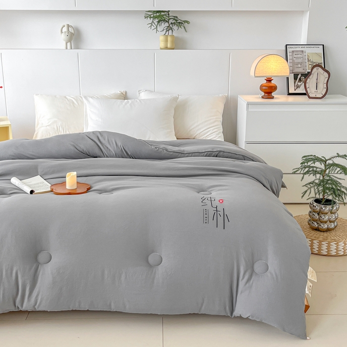 91家纺网 家纺一手货源 找家纺 爱宝被业 2025新款纯朴A类亲肤棉大豆被 纯朴-灰