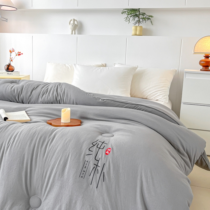 91家纺网 家纺一手货源 找家纺 爱宝被业 2025新款纯朴A类亲肤棉大豆被 纯朴-灰