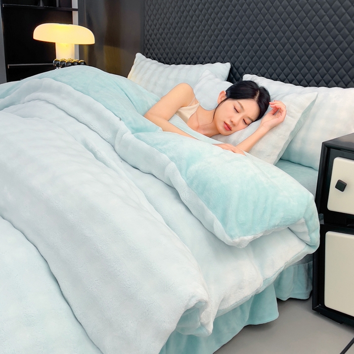 91家纺网 家纺一手货源 找家纺 （总）言熙居家纺 2025新款加厚高克重兔兔绒牛奶绒四件套