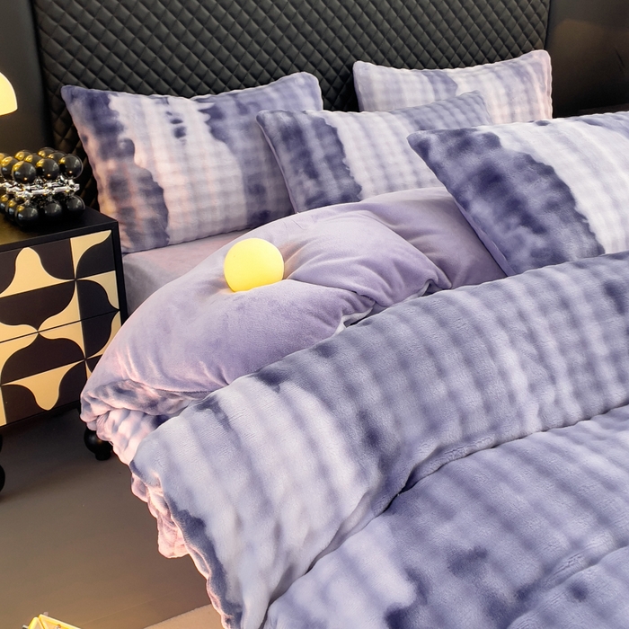 91家纺网 家纺一手货源 找家纺 言熙居家纺 2025新款加厚高克重兔兔绒牛奶绒四件套 荧浅紫