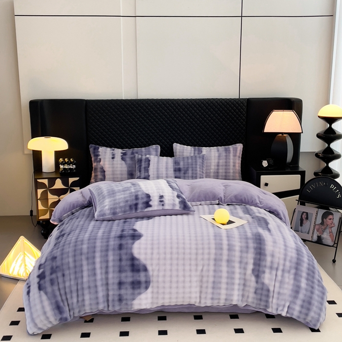 91家纺网 家纺一手货源 找家纺 言熙居家纺 2025新款加厚高克重兔兔绒牛奶绒四件套 荧浅紫