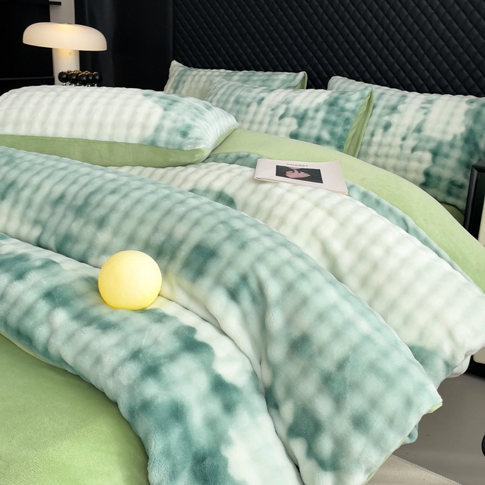 91家纺网 家纺一手货源 找家纺 言熙居家纺 2025新款加厚高克重兔兔绒牛奶绒四件套 山雾青