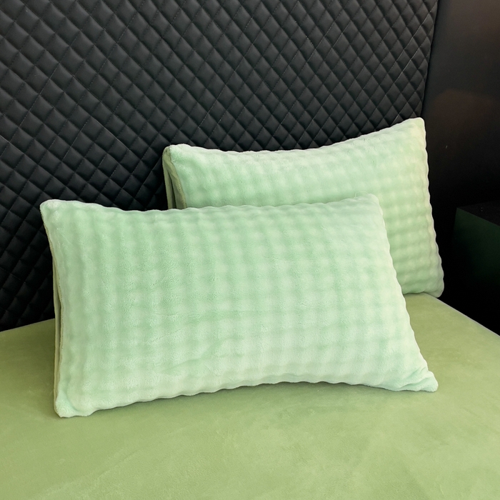 91家纺网 家纺一手货源 找家纺 言熙居家纺 2025新款加厚高克重兔兔绒牛奶绒四件套 淡云绿