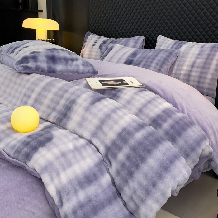 91家纺网 家纺一手货源 找家纺 言熙居家纺 2025新款加厚高克重兔兔绒牛奶绒四件套 荧浅紫