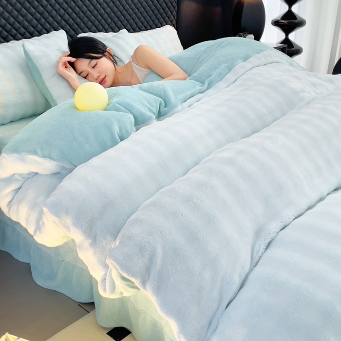 91家纺网 家纺一手货源 找家纺 言熙居家纺 2025新款加厚高克重兔兔绒牛奶绒四件套 海雾蓝