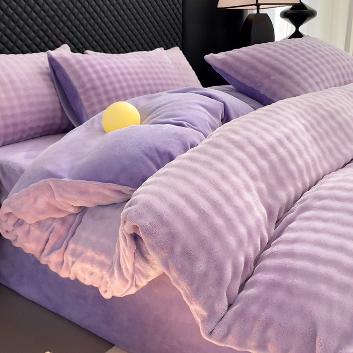 91家纺网 家纺一手货源 找家纺 言熙居家纺 2025新款加厚高克重兔兔绒牛奶绒四件套 梦幻紫