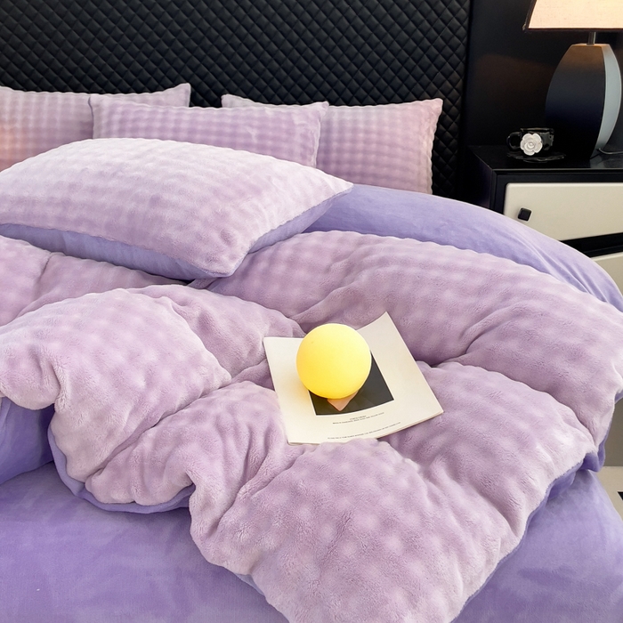 91家纺网 家纺一手货源 找家纺 言熙居家纺 2025新款加厚高克重兔兔绒牛奶绒四件套 梦幻紫