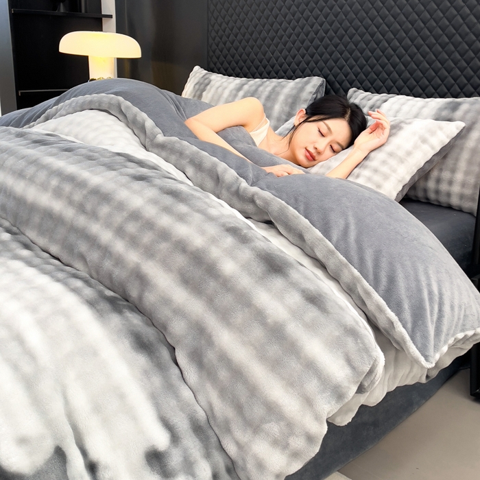 91家纺网 家纺一手货源 找家纺 （总）言熙居家纺 2025新款加厚高克重兔兔绒牛奶绒四件套