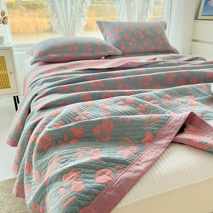 91家纺网 家纺一手货源 找家纺 梦洋家纺 2025新款全棉四层纱多能盖毯毛巾被空调夏被床盖款盖毯 郁金香