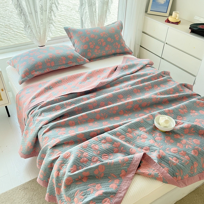 91家纺网 家纺一手货源 找家纺 梦洋家纺 2025新款全棉四层纱多能盖毯毛巾被空调夏被床盖款盖毯 郁金香