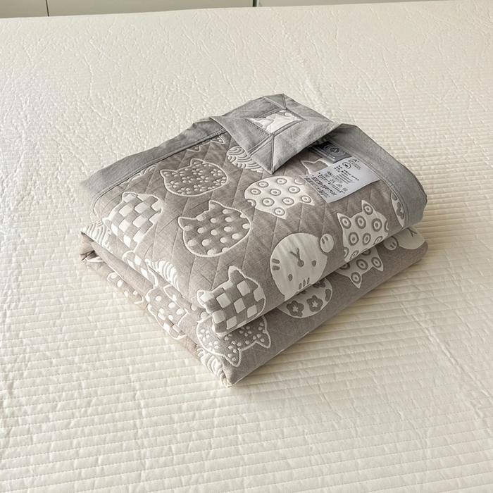 91家纺网 家纺一手货源 找家纺 梦洋家纺 2025新款全棉四层纱多能盖毯毛巾被空调夏被床盖款盖毯 招财猫