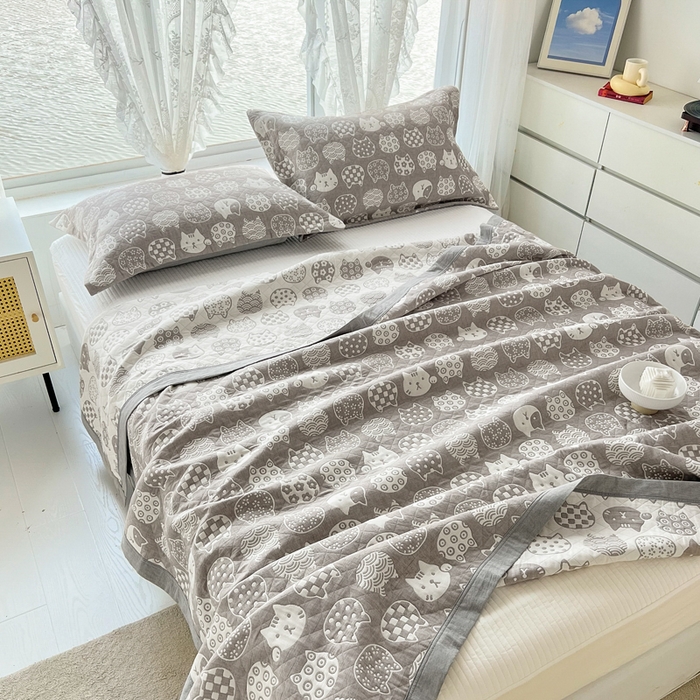 91家纺网 家纺一手货源 找家纺 梦洋家纺 2025新款全棉四层纱多能盖毯毛巾被空调夏被床盖款盖毯 招财猫