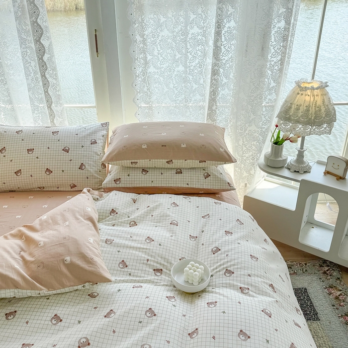 91家纺网 家纺一手货源 找家纺 梦洋家纺 2025春夏秋冬新款A类全棉四件套 小棕熊-格子