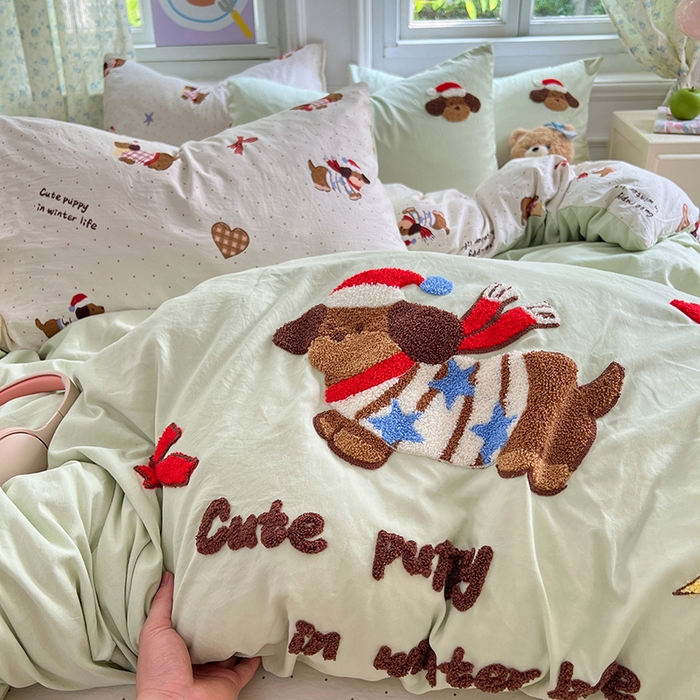 91家纺网 家纺一手货源 找家纺 优佳优品 2025新款水洗棉印花毛巾绣四件套【提供买家秀】 腊肠狗