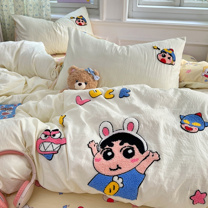 91家纺网 家纺一手货源 找家纺 优佳优品 2025新款水洗棉印花毛巾绣四件套【提供买家秀】 蜡笔小新