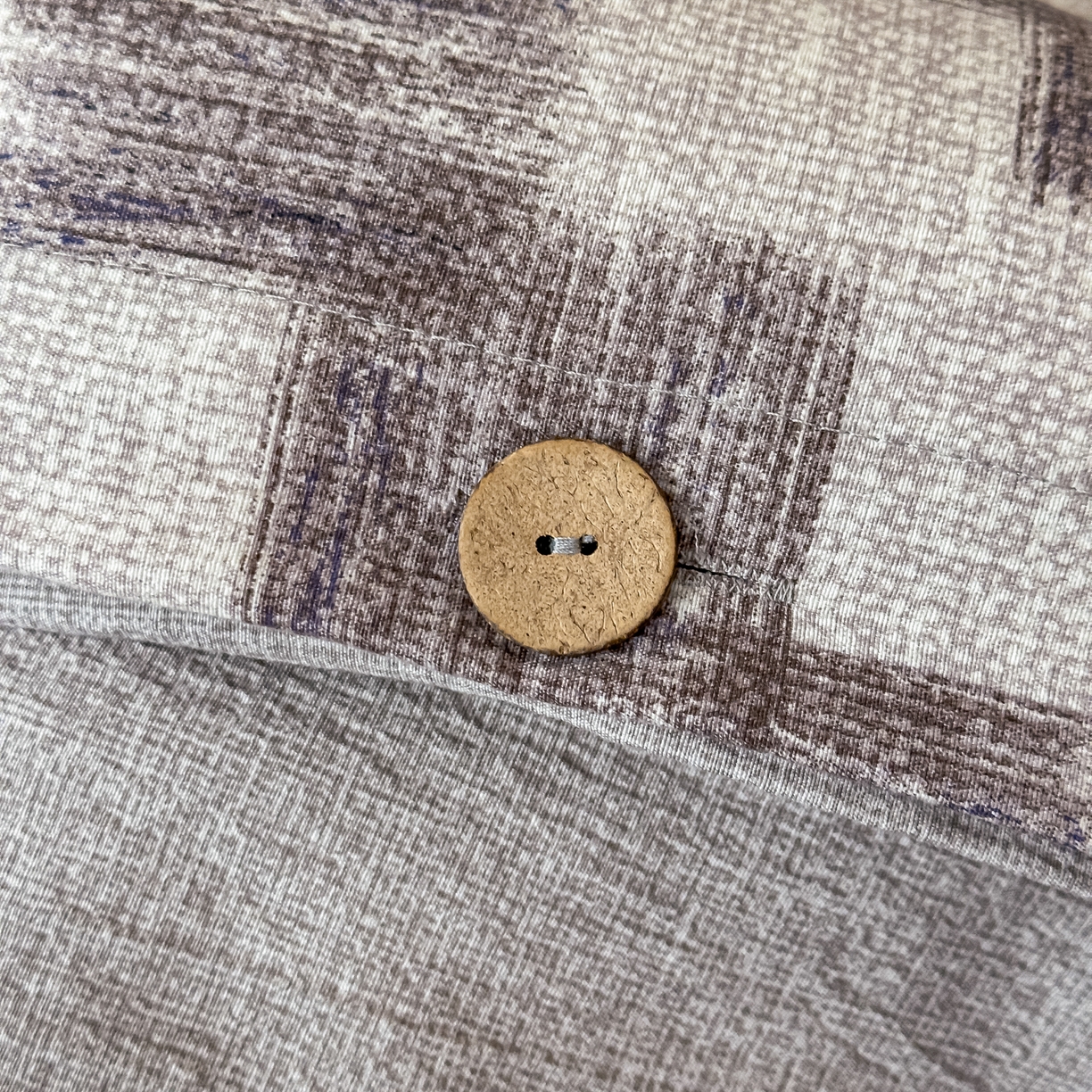 91家纺网 家纺一手货源 找家纺 富米莱（原臻工厂） 2025秋冬新品加厚高克重原麻复古风亚麻高端纽扣款床盖床单四件套 纽扣款-木槿